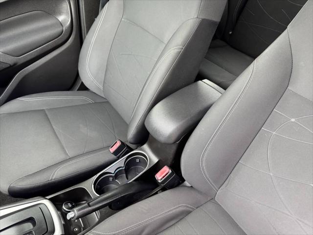 2015 Ford Fiesta SE 4dr Sedan