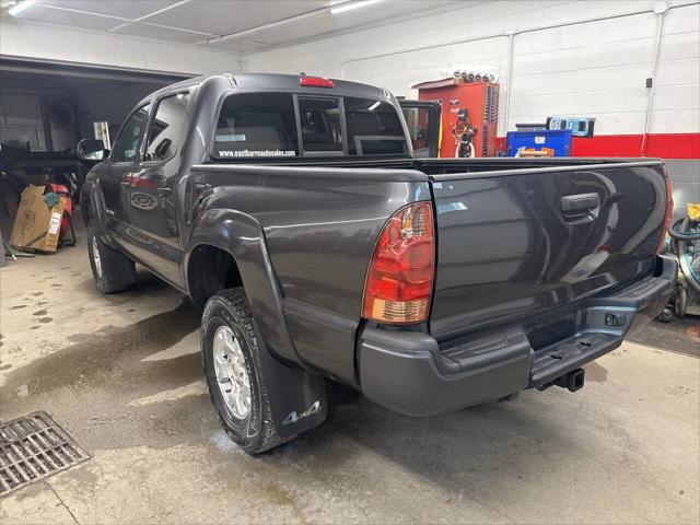 2010 Toyota Tacoma V6 4x4 4dr Double Cab 5.0 ft SB 6M