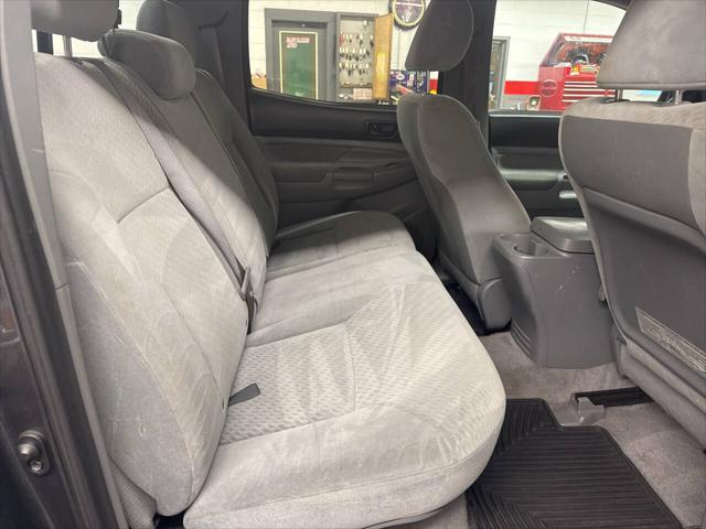 2010 Toyota Tacoma V6 4x4 4dr Double Cab 5.0 ft SB 6M