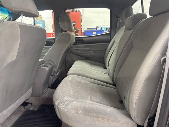 2010 Toyota Tacoma V6 4x4 4dr Double Cab 5.0 ft SB 6M