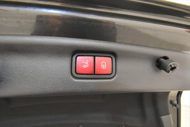 2023 Mercedes-Benz C-CLASS C 300 4MATIC Sedan