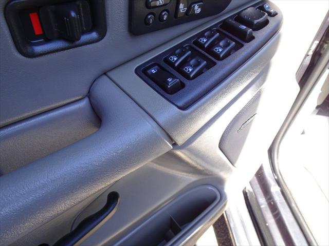 2004 Chevrolet Silverado 3500 LT
