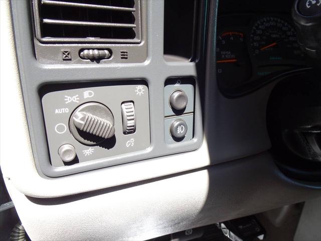 2004 Chevrolet Silverado 3500 LT