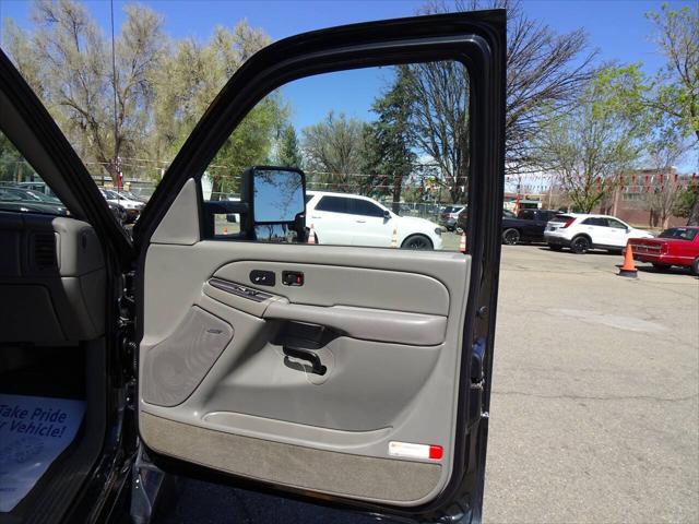 2004 Chevrolet Silverado 3500 LT