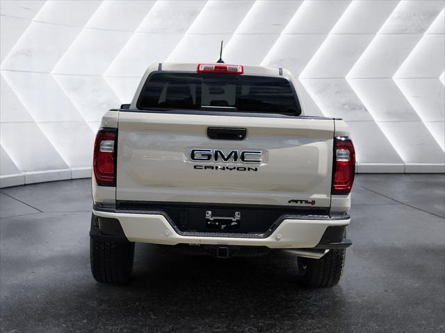 2026 GMC Canyon AT4, 4WD