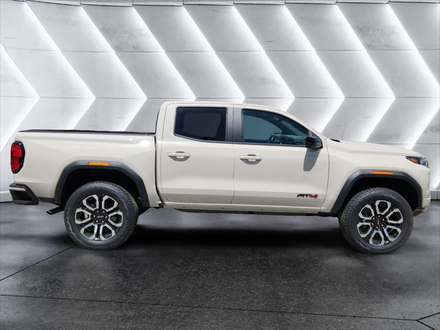 2026 GMC Canyon AT4, 4WD