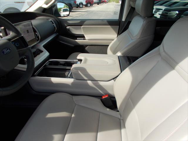 2025 Ford Expedition Active MAX