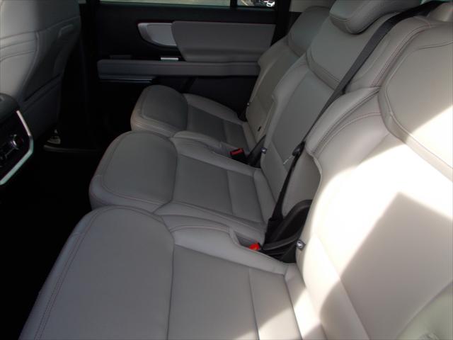 2025 Ford Expedition Active MAX