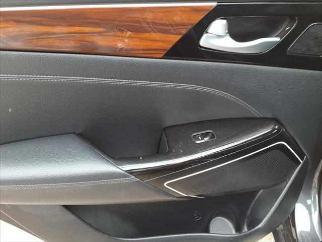 2018 Kia Cadenza Technology
