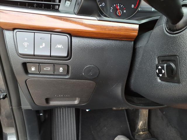 2018 Kia Cadenza Technology