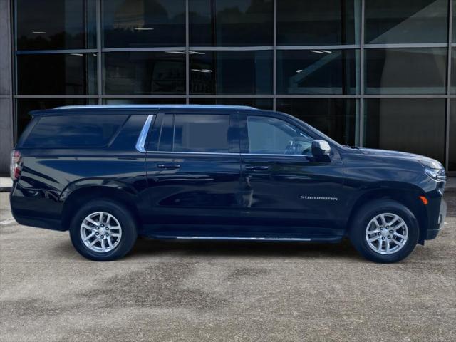 2023 Chevrolet Suburban 2WD LT