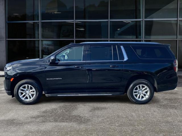 2023 Chevrolet Suburban 2WD LT
