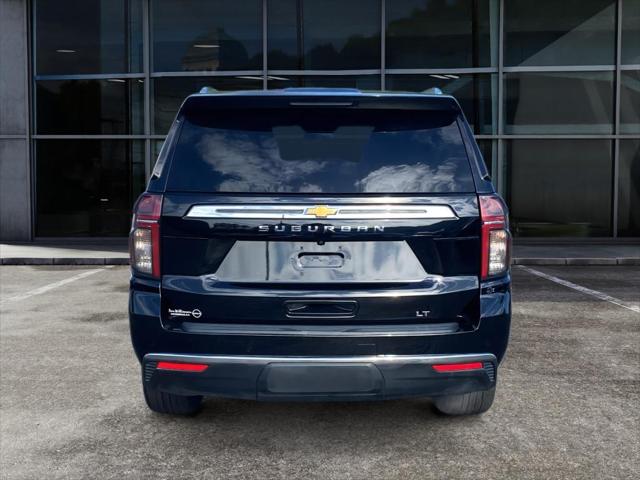 2023 Chevrolet Suburban 2WD LT