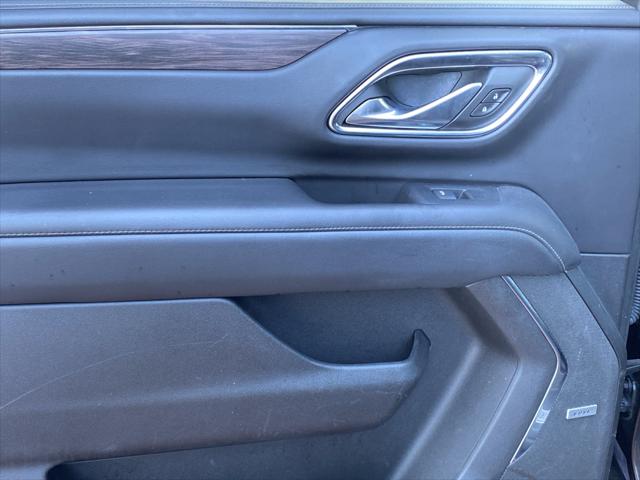 2023 Chevrolet Suburban 2WD LT