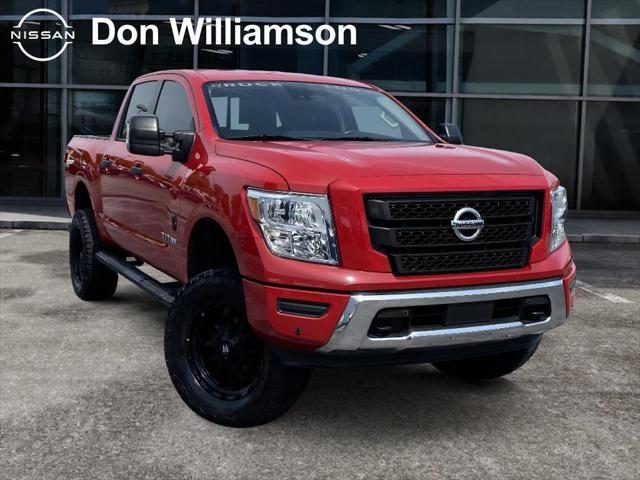 2022 Nissan Titan Crew Cab SV 4x4 for sale in Jacksonville, NC