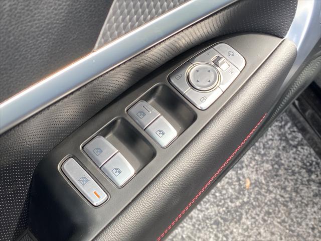 2023 Genesis G70 2.0T AWD