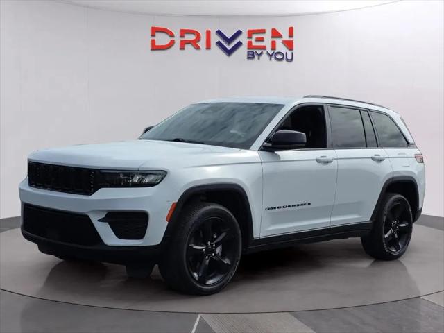2023 Jeep Grand Cherokee Altitude 4x4 for sale in Jackson, MS
