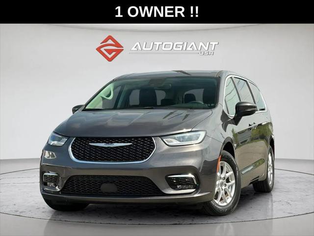 2023 Chrysler Pacifica Touring L for sale in Indianapolis, IN