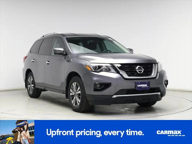 2017 Nissan Pathfinder SL for sale in Urbandale, IA