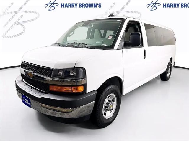 2025 Chevrolet Express Passenger RWD 3500 Extended Wheelbase LT for sale in FARIBAULT, MN