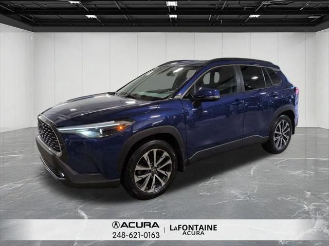 2022 Toyota Corolla Cross XLE for sale in Commerce Charter Township, MI