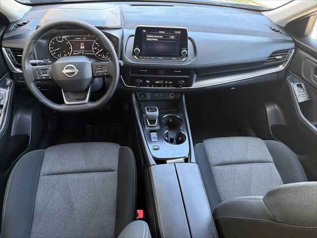 2025 Nissan Rogue SV FWD