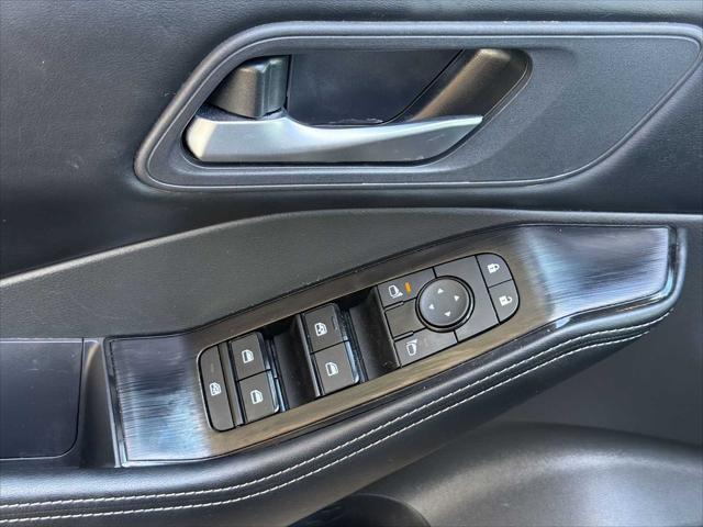 2025 Nissan Rogue SV FWD