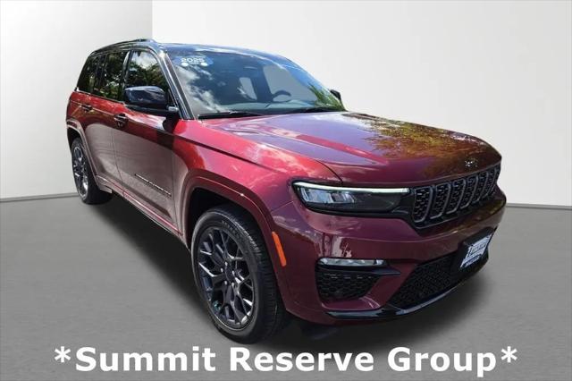 2025 Jeep Grand Cherokee Summit Reserve 4x4 for sale in Harvard, IL