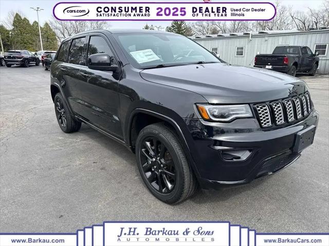 2022 Jeep Grand Cherokee Laredo X 4x4 for sale in Cedarville, IL