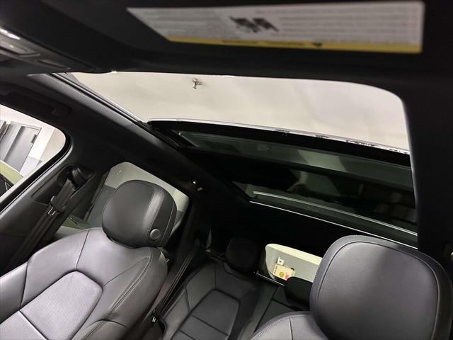 2025 Porsche Cayenne Base