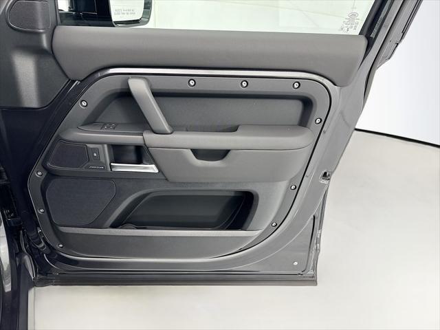 2026 Land Rover Defender P300 S