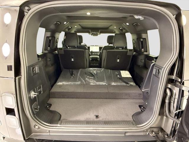 2026 Land Rover Defender P300 S