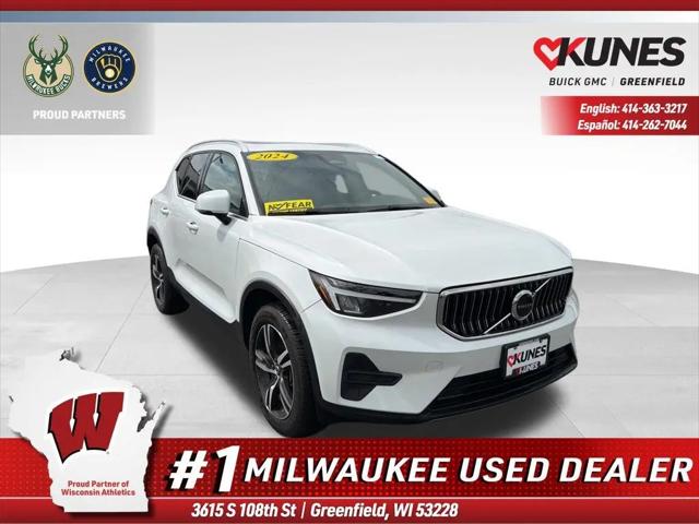 2024 Volvo XC40 B5 Core for sale in Greenfield, WI