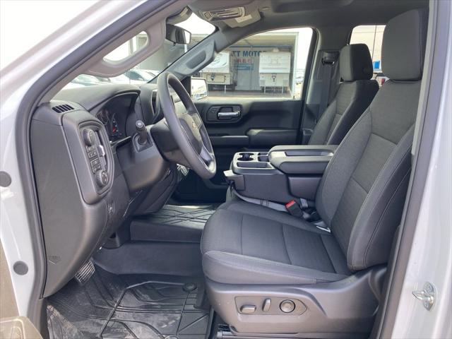 2026 Chevrolet Silverado 1500 4WD Crew Cab Short Bed Custom