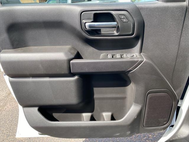 2026 Chevrolet Silverado 1500 4WD Crew Cab Short Bed Custom