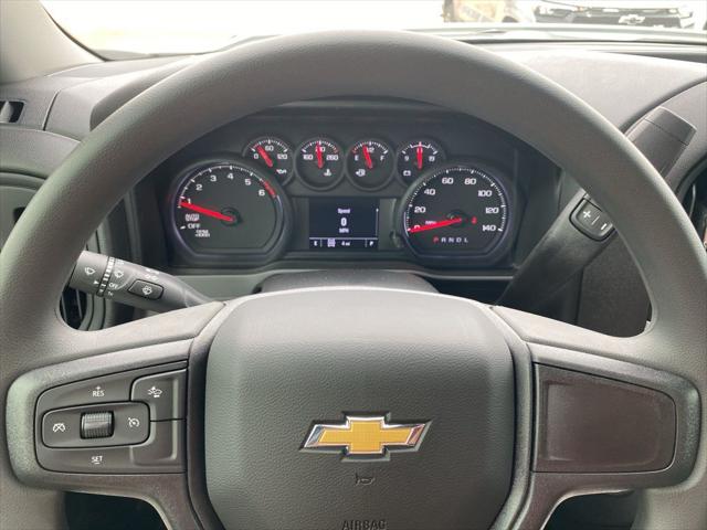 2026 Chevrolet Silverado 1500 4WD Crew Cab Short Bed Custom