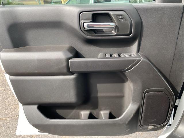 2026 Chevrolet Silverado 1500 4WD Crew Cab Short Bed Custom
