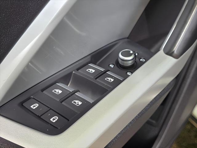 2023 Audi Q3 Premium 45 TFSI S line quattro Tiptronic