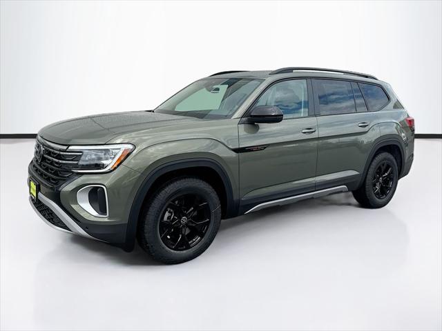 2026 Volkswagen Atlas Peak Edition for sale in La Crosse, WI