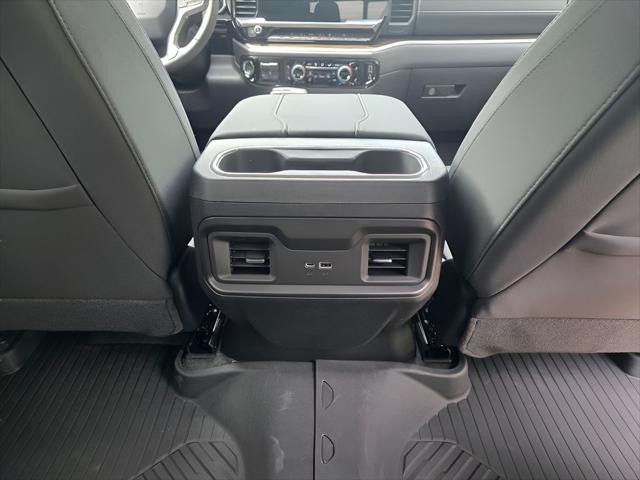 2026 Chevrolet Silverado 1500 4WD Crew Cab Standard Bed LT