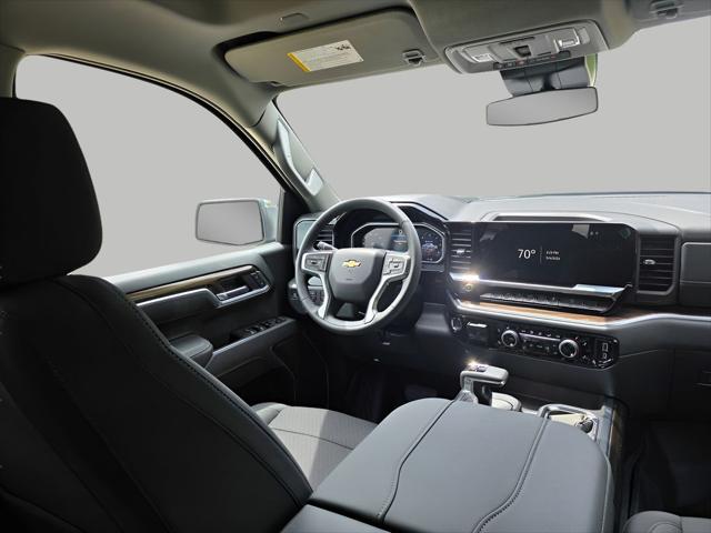 2026 Chevrolet Silverado 1500 4WD Crew Cab Standard Bed LT
