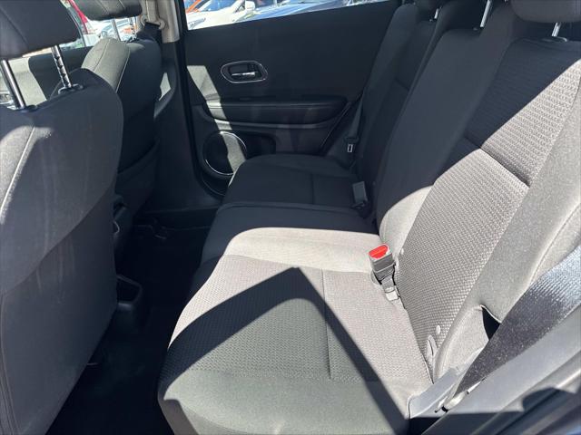 2022 Honda HR-V 2WD EX