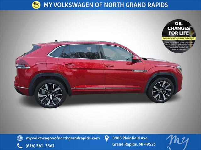2025 Volkswagen Atlas Cross Sport 2.0T SEL Premium R-Line