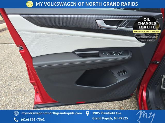 2025 Volkswagen Atlas Cross Sport 2.0T SEL Premium R-Line