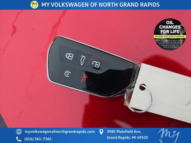 2025 Volkswagen Atlas Cross Sport 2.0T SEL Premium R-Line