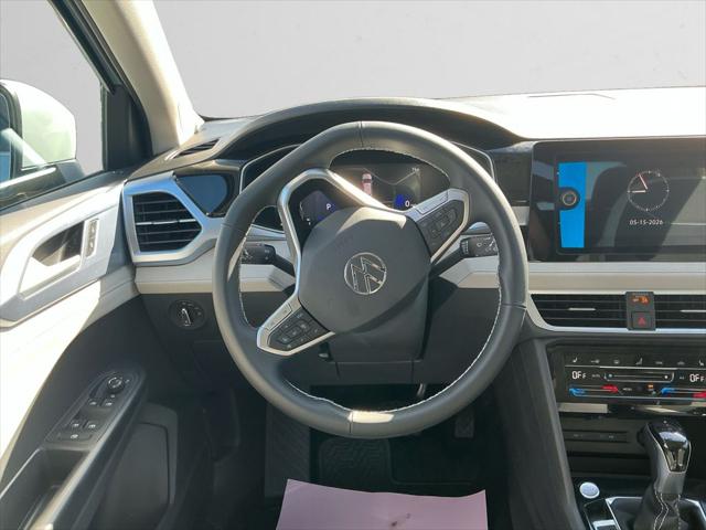 2026 Volkswagen Taos SE
