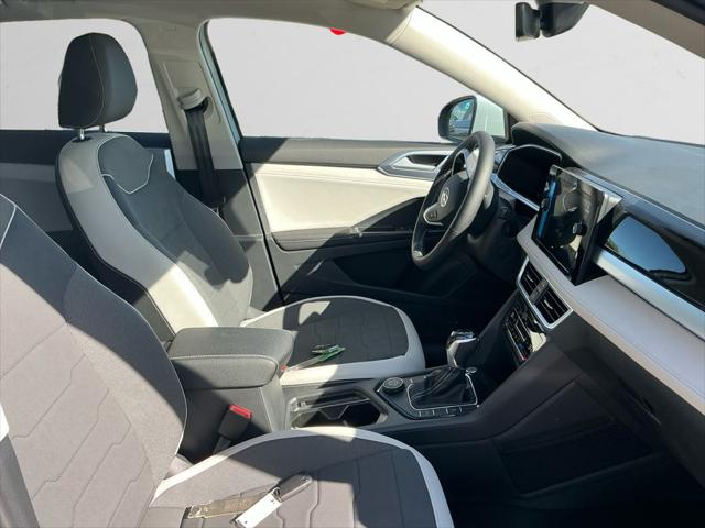2026 Volkswagen Taos SE