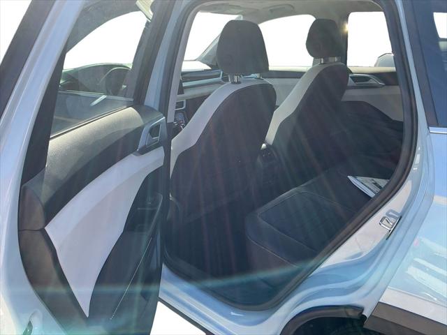 2026 Volkswagen Taos SE