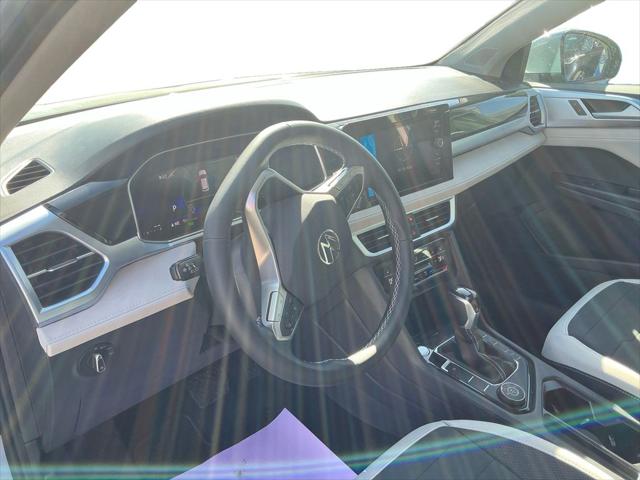 2026 Volkswagen Taos SE