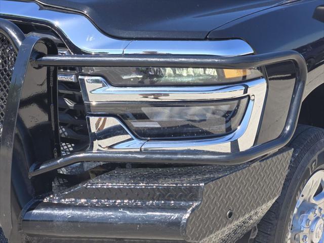 2025 Ram 2500 Tradesman Crew Cab 4x4 6'4" Box